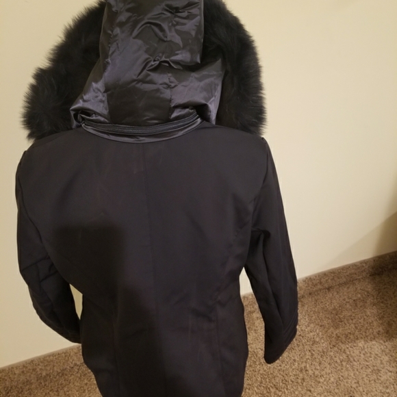 M.Miller - Picture 13 of 14